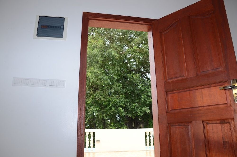 Атолл Алиф-Дхаалу: Cornerstay at Dhangethi
