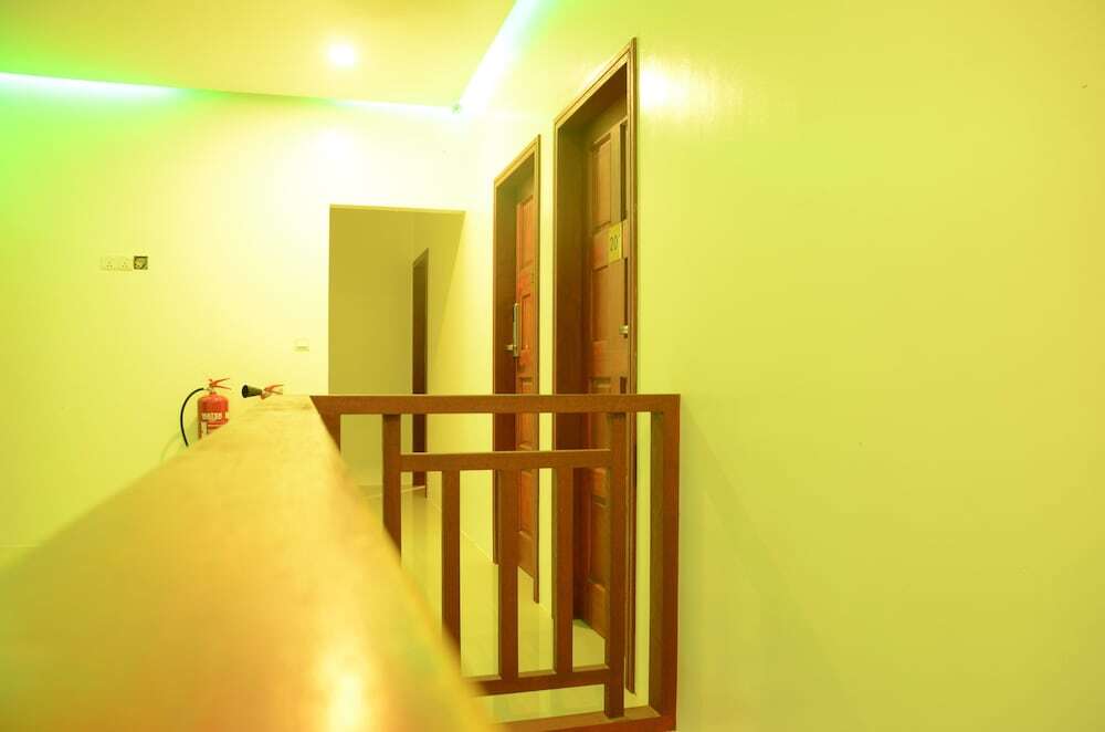 Атолл Алиф-Дхаалу: Cornerstay at Dhangethi