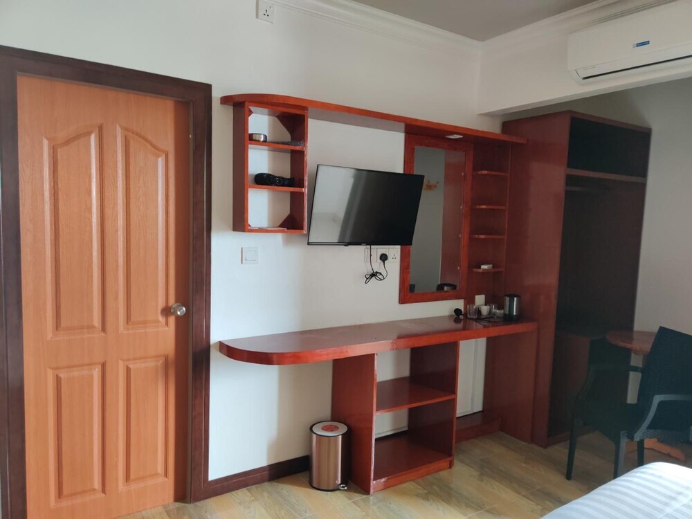 Южный Мале Атол: Отель Athens View Guraidhoo
