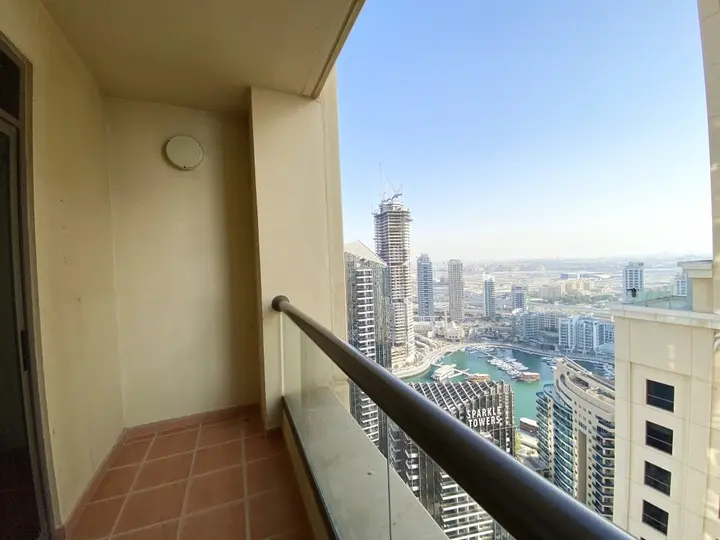 Дубай: Close to JBR Beach Spacious 2BR Marina views Apartments