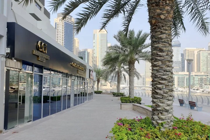 Дубай: Panoramic Marina views 3BR Dubai Marina Apartments