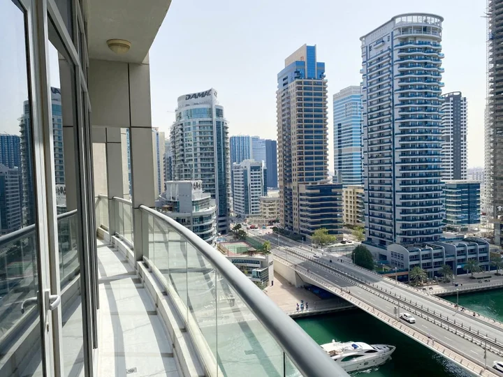 Дубай: Panoramic Marina views 3BR Dubai Marina Apartments