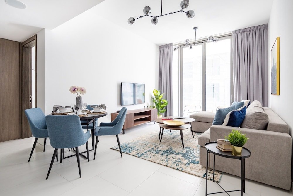 Дубай: Posh & Spotless 1BR Apartment on Palm Jumeirah