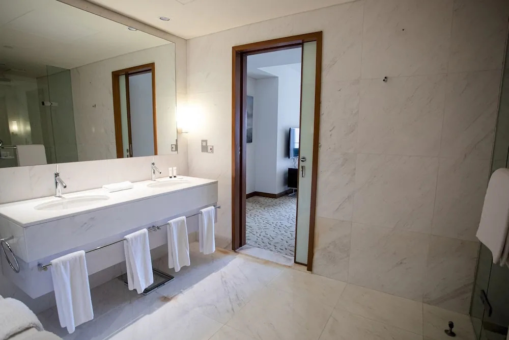 Дубай: The address Dubai Mall Balcony & View 3bed
