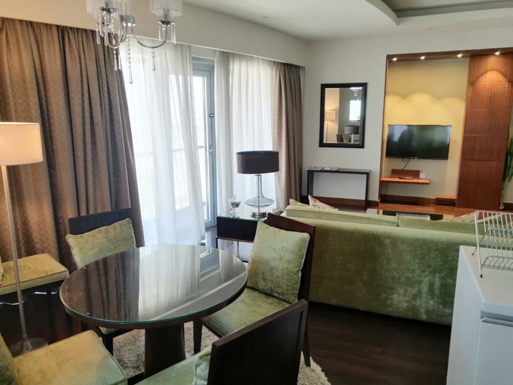 Дубай: The Address Dubai Mall Extra Large Luxury -1bed