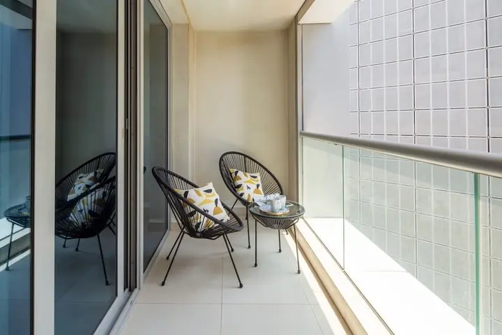 Дубай: Stylish 2BR Apartment In Business Bay