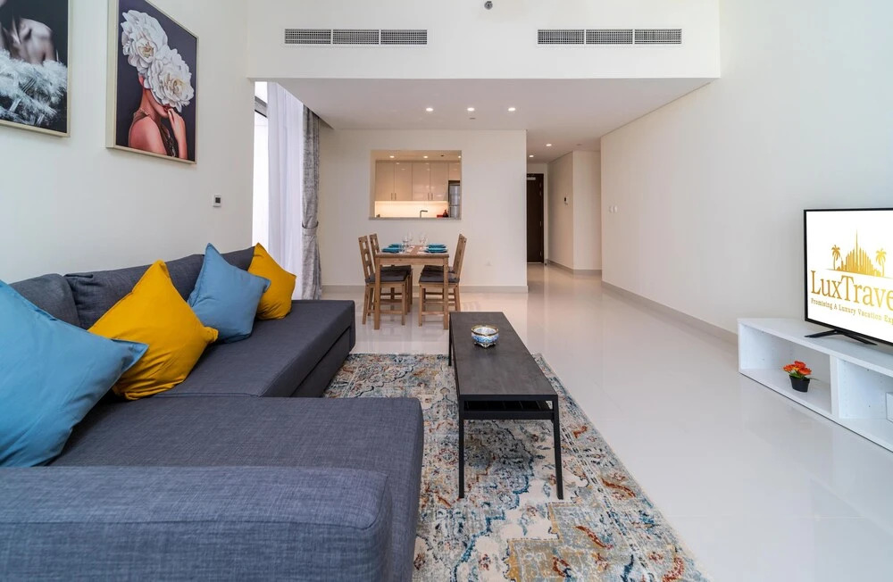 Дубай: Lux BnB BLVD Central