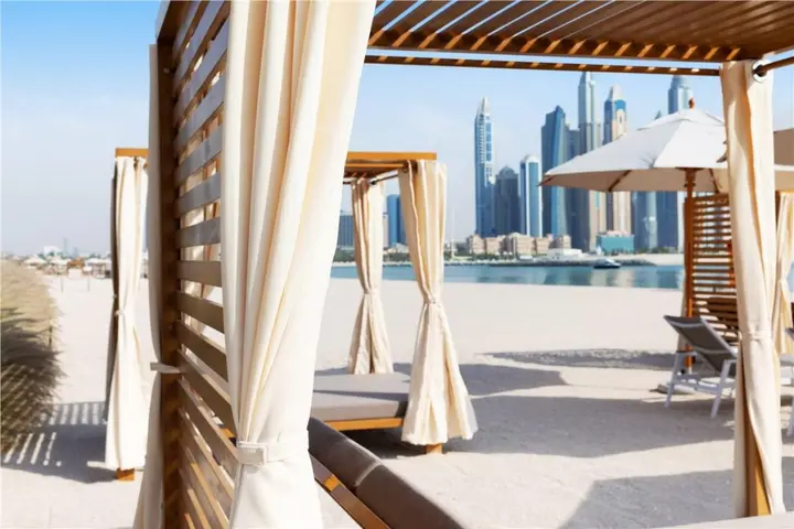 Дубай: Adagio Premium The Palm