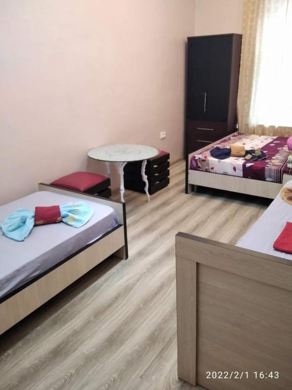 Тбилиси: Artisha Travel Hotel