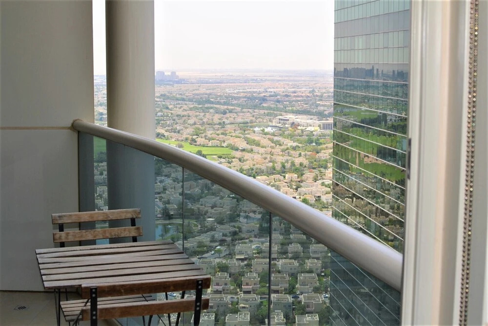 SuperHost - Beautiful City Views From This Apt Close to Lake — фото 4