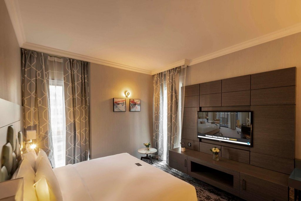Дубай: Edge Creekside Hotel