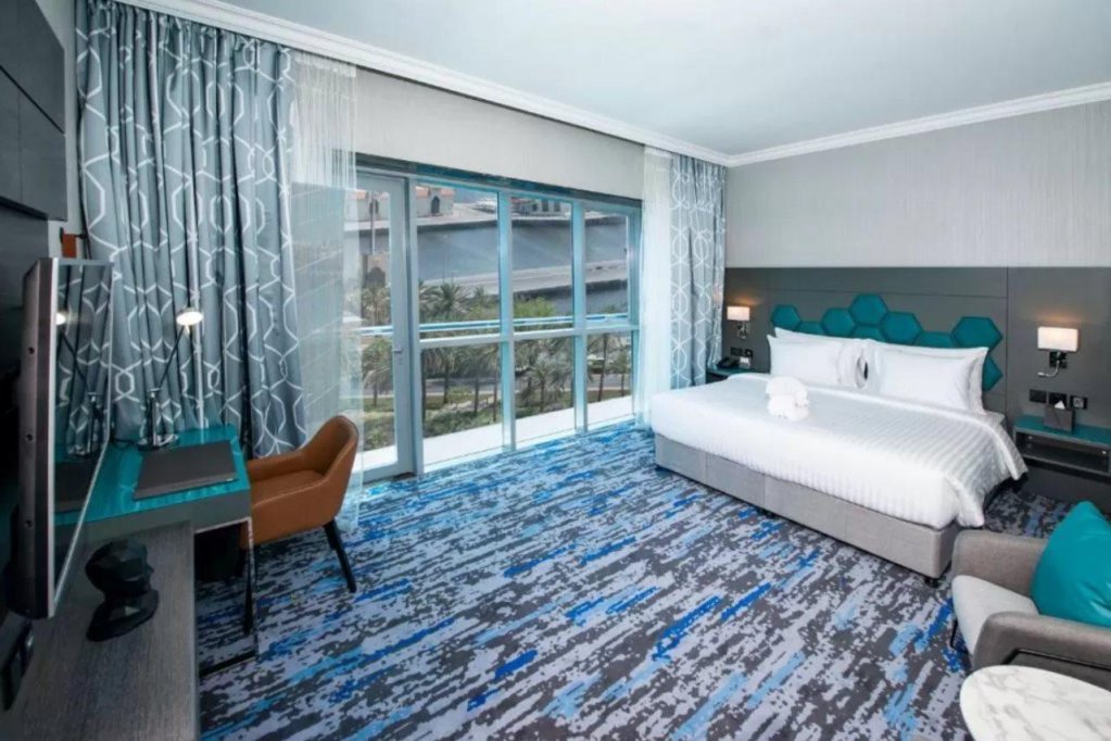 Дубай: Edge Creekside Hotel
