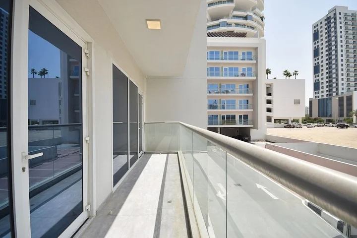 Дубай: Key Host - Regent Court 14