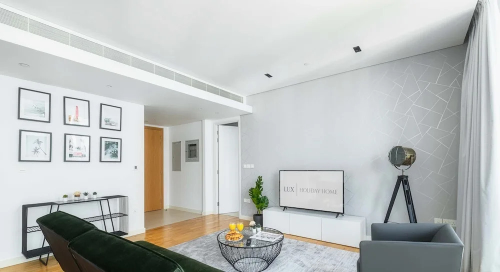 Дубай: LUX Holiday Home - Bluewaters Residences
