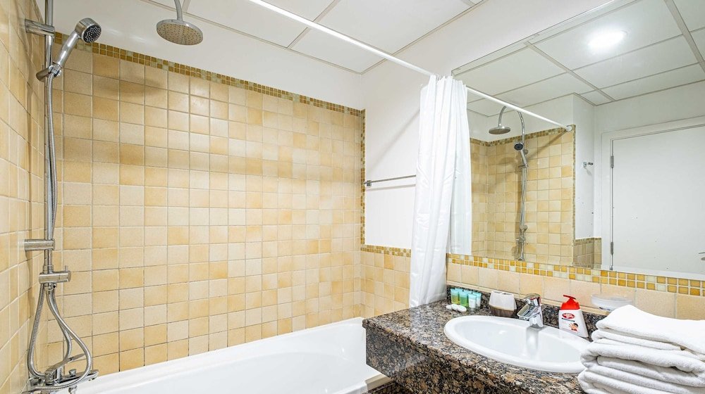 Дубай: LUX Holiday Home - JBR 1