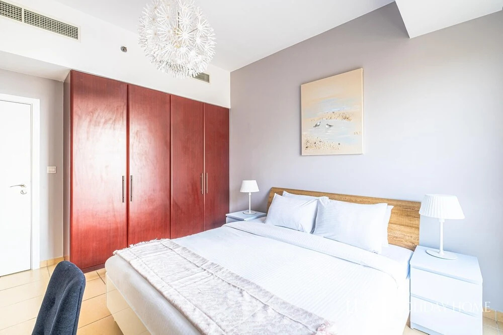Дубай: LUX Holiday Home - JBR 1