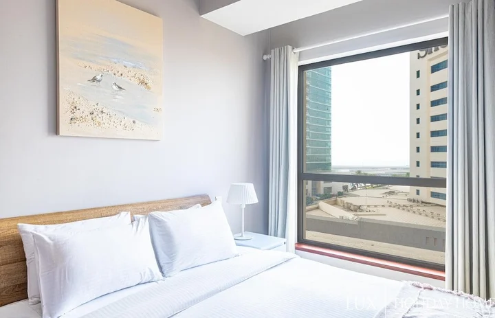 Дубай: LUX Holiday Home - JBR 1