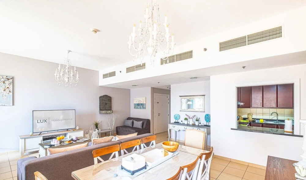 Дубай: LUX Holiday Home - JBR 1