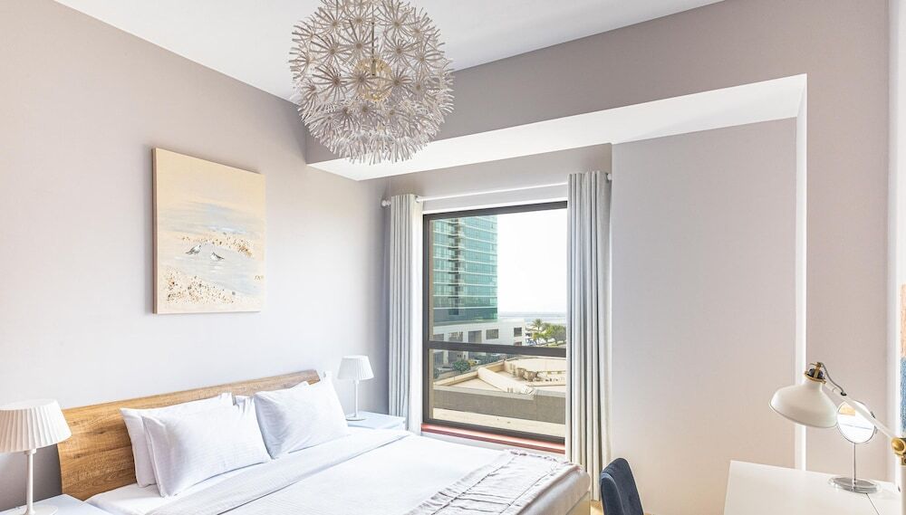 Дубай: LUX Holiday Home - JBR 1