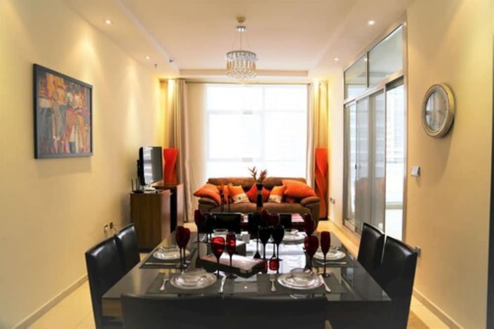 Дубай: Wonderful Stay in Sky View Marina Dubai