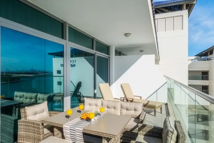 LUX Holiday Home - Azure Residence 1 — фото 4