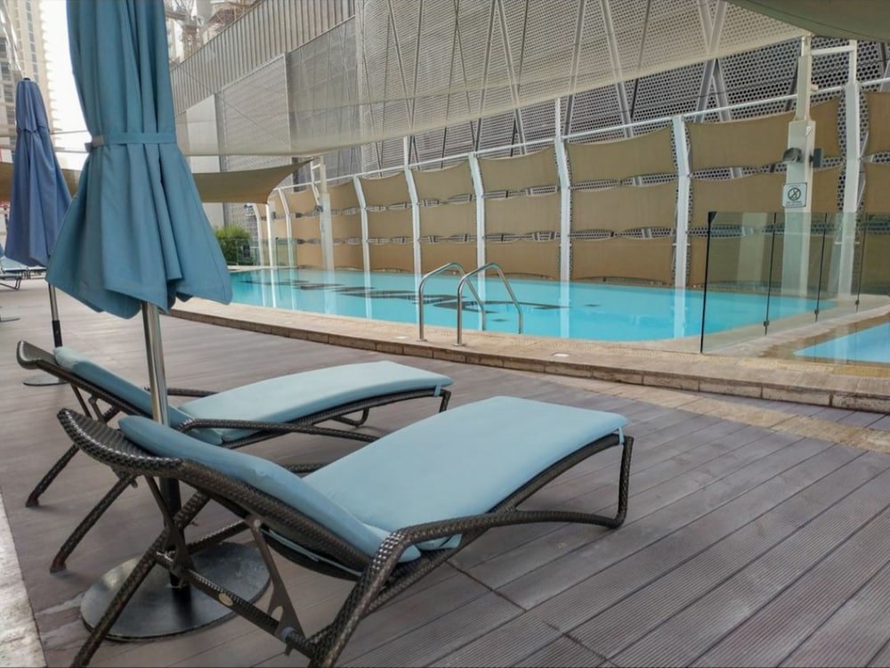 Дубай: OSKENA Vacation Homes - Damac maison Dubai Mall Street