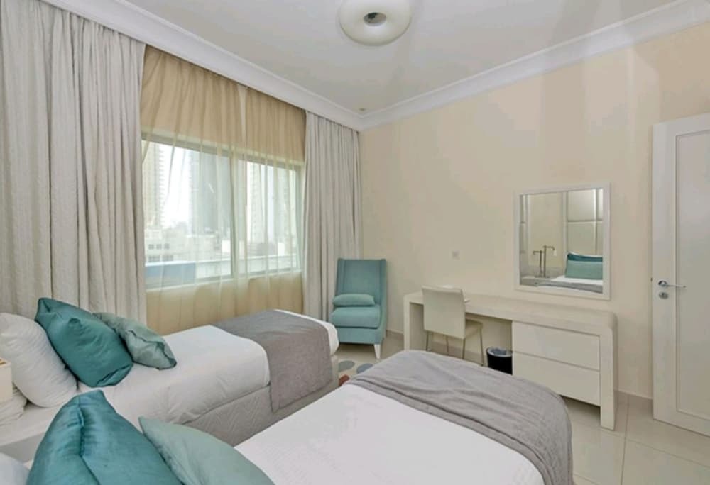 Дубай: OSKENA Vacation Homes - Damac maison Dubai Mall Street
