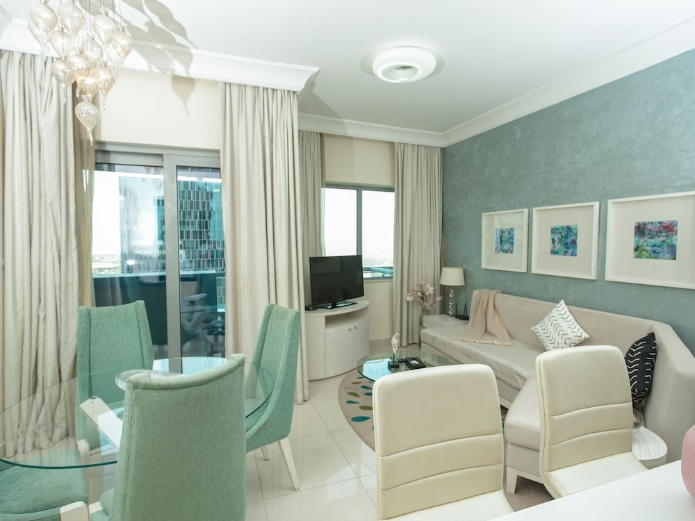 Дубай: OSKENA Vacation Homes - Damac maison Dubai Mall Street