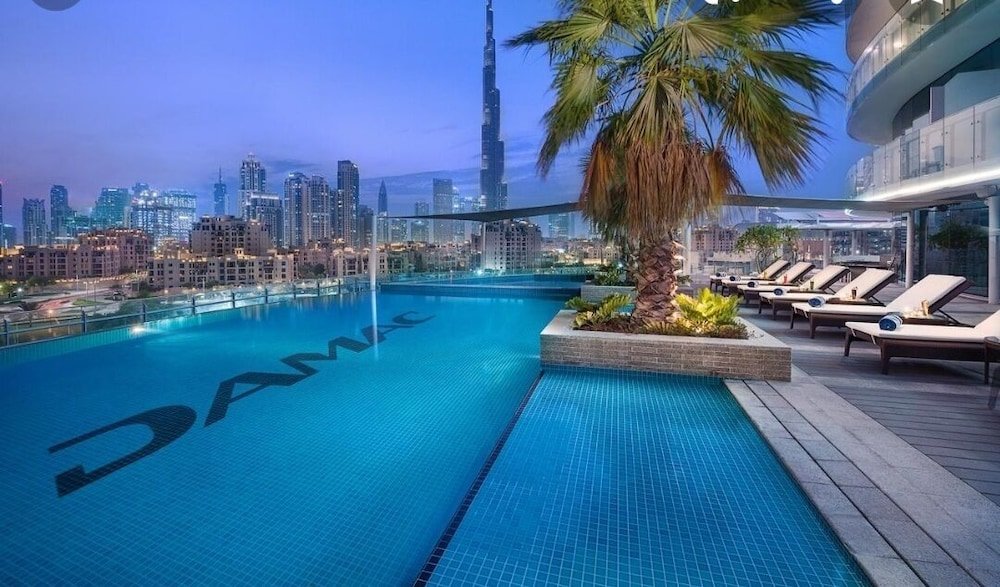 Дубай: OSKENA Vacation Homes - Damac maison Dubai Mall Street