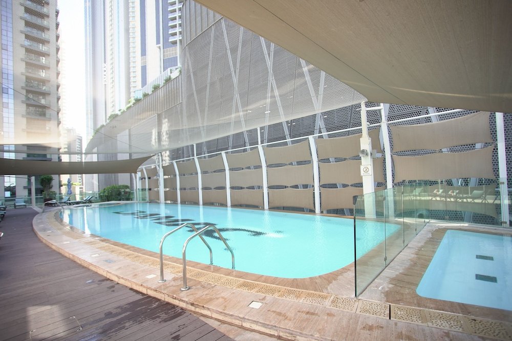 Дубай: OSKENA Vacation Homes - Damac maison Dubai Mall Street