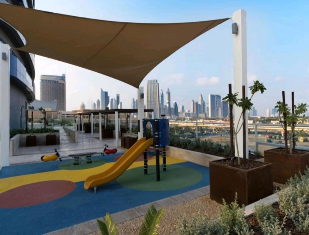Дубай: OSKENA Vacation Homes - Damac maison Dubai Mall Street