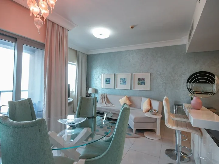 Дубай: OSKENA Vacation Homes - Damac maison Dubai Mall Street