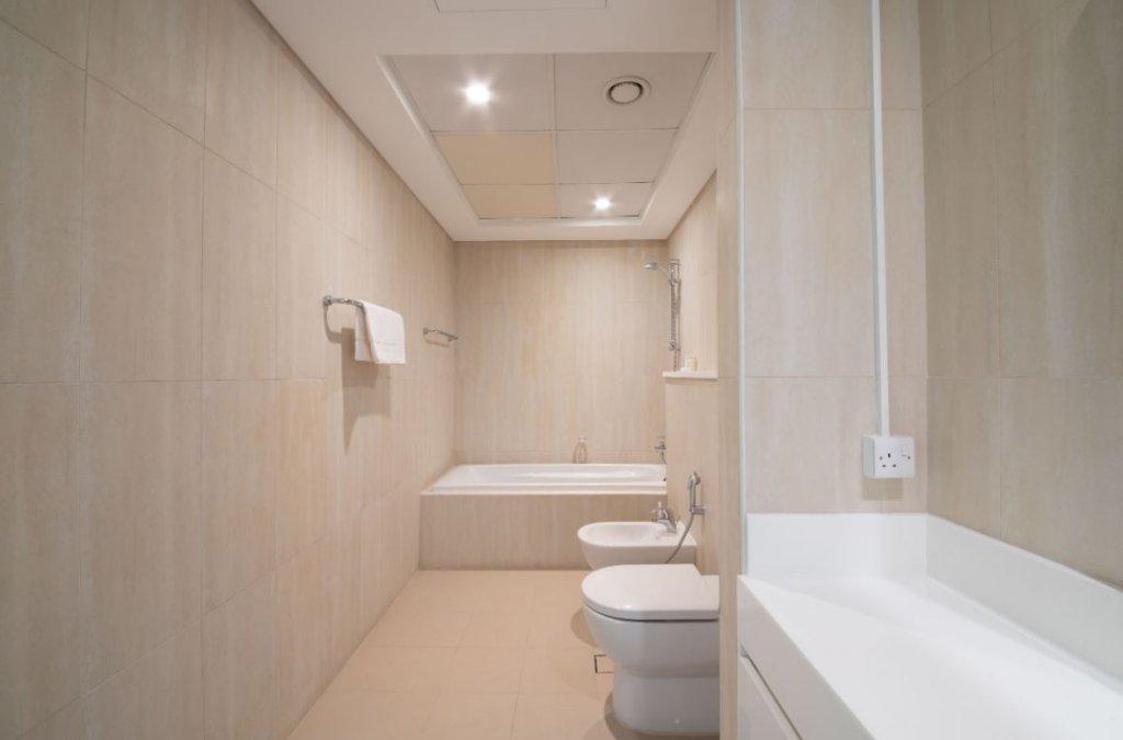 Дубай: Al Bateen Residence by Maison Privee
