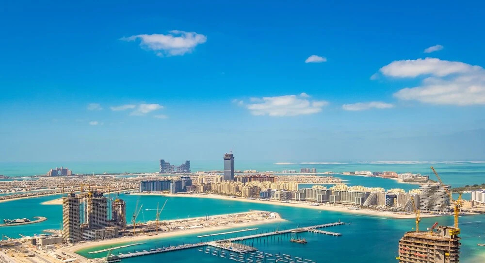 Дубай: LUX Holiday Home - DAMAC Residenze 2