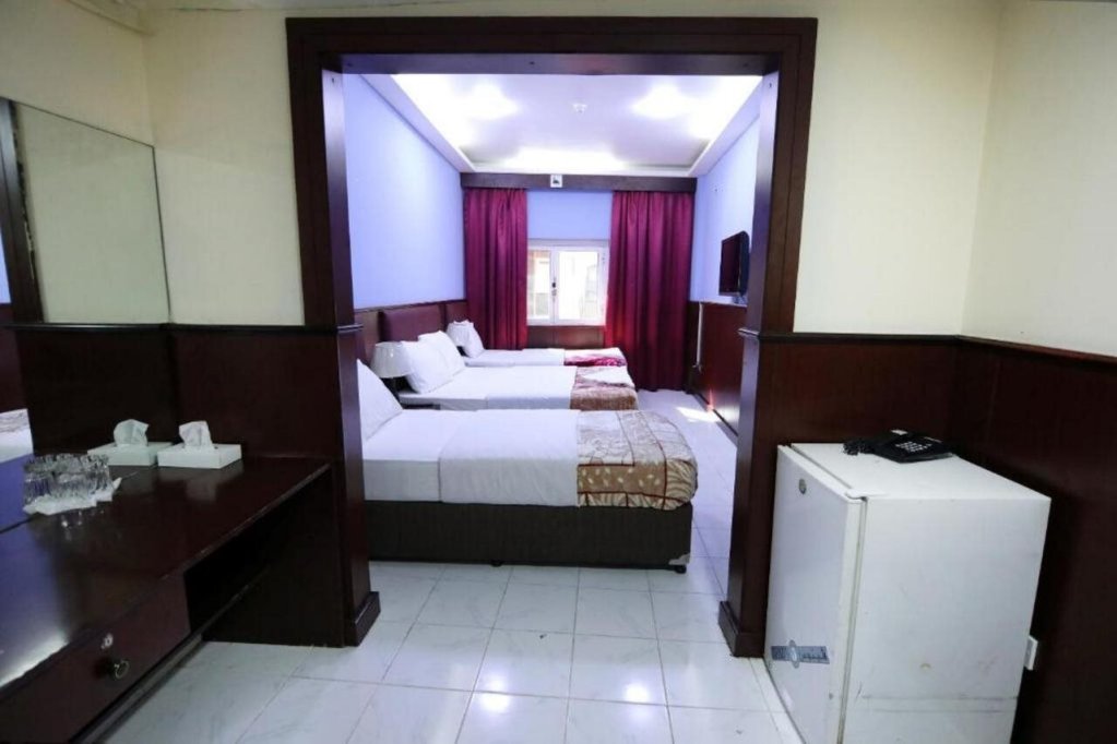 Дубай: Tanha Hotel