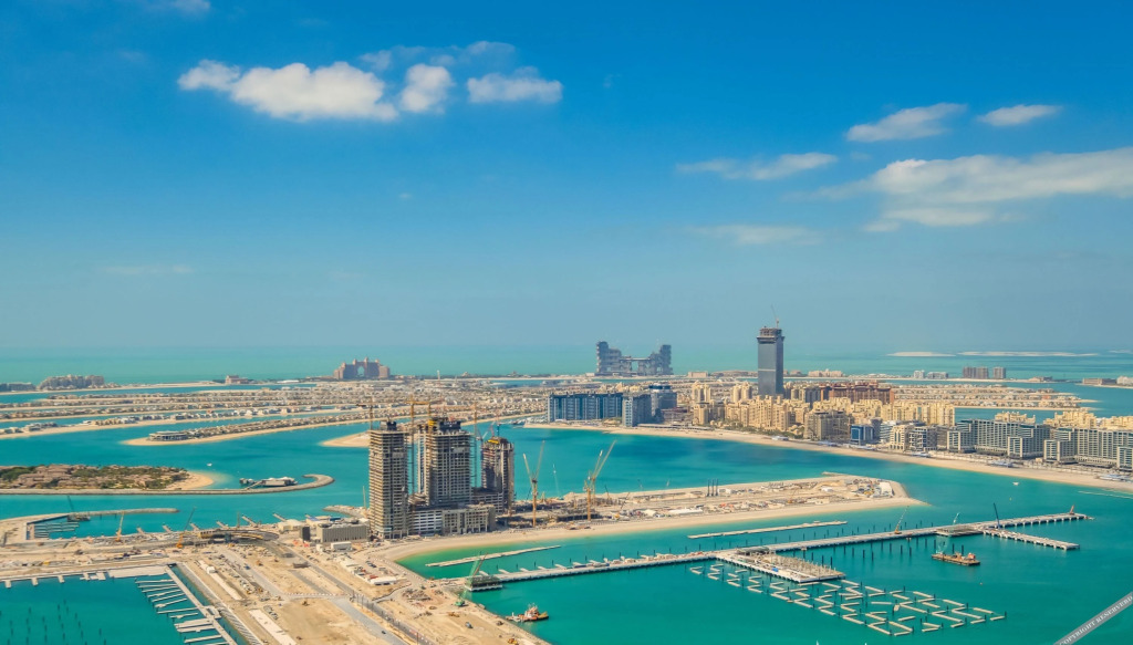 Дубай: LUX Holiday Home - DAMAC Residenze 1