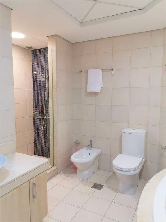 Дубай: Luxury Stay at the Palm Shoreline Dubai