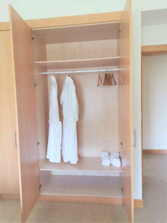 Дубай: Luxury Stay at the Palm Shoreline Dubai