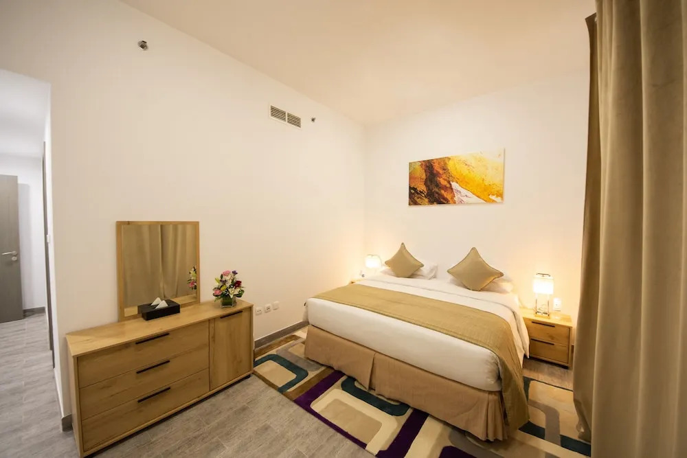 Дубай: Rose Dream-Two Bedroom Furnished Apart..