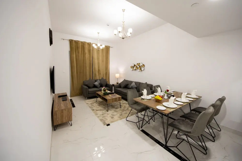 Дубай: Rose Dream-Two Bedroom Furnished Apart..