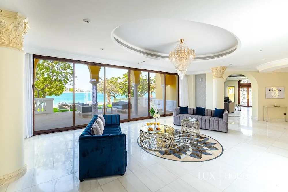 Дубай: LUX Holiday Home - Frond A 1