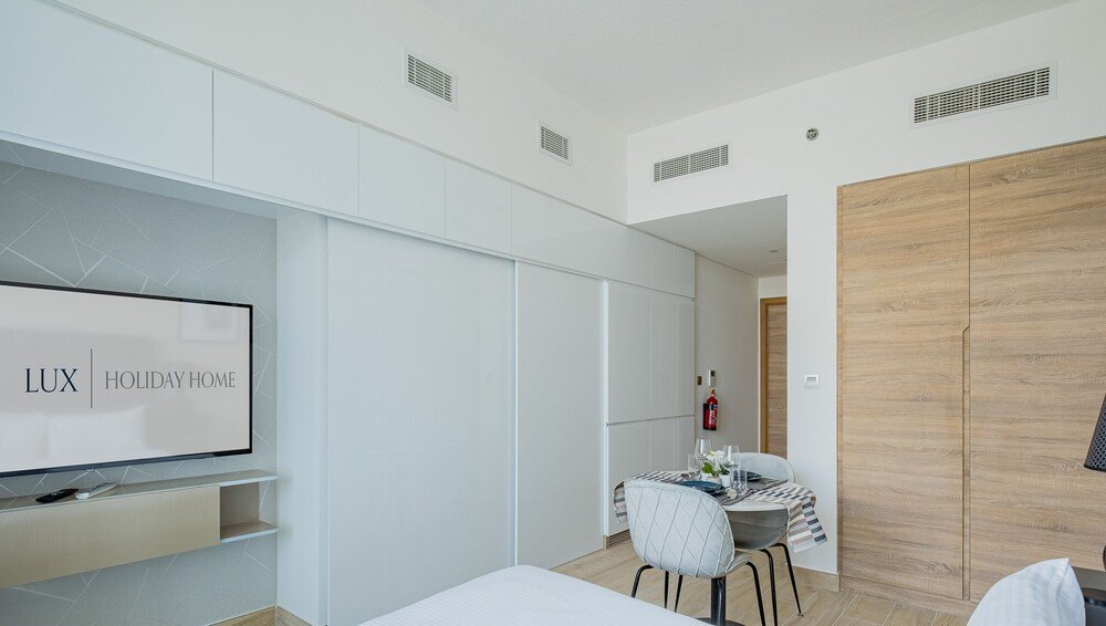 Дубай: LUX Holiday Home - Studio One 1