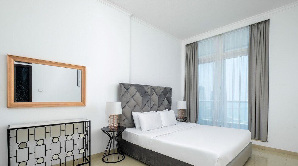 Дубай: LUX Holiday Home - Botanica Tower 1