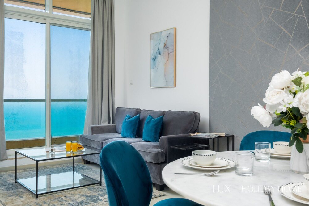 Дубай: LUX Holiday Home - Botanica Tower 1
