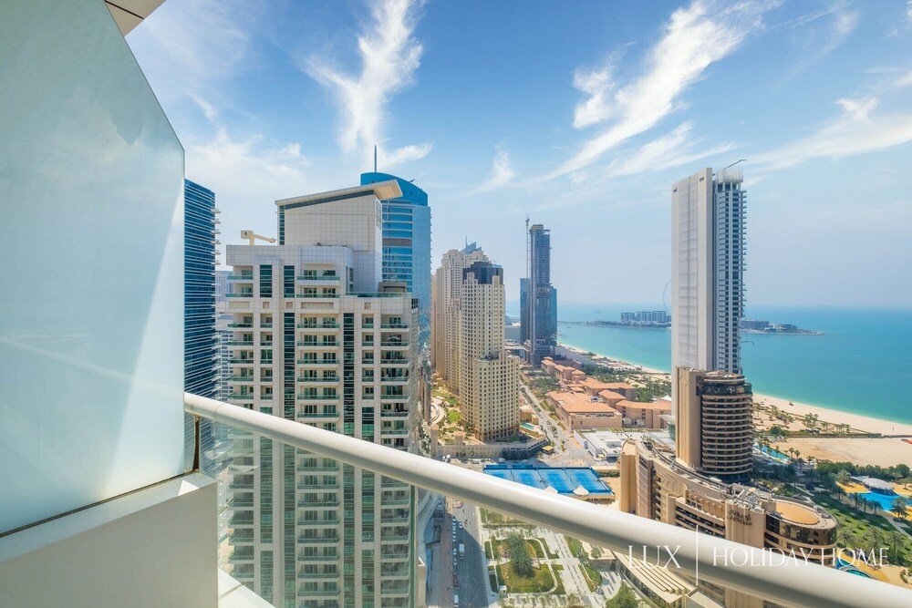 Дубай: LUX Holiday Home - Botanica Tower 1