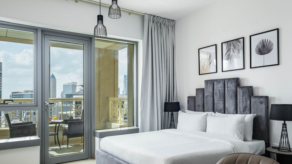 Дубай: LUX Holiday Home - 29 Boulevard 1