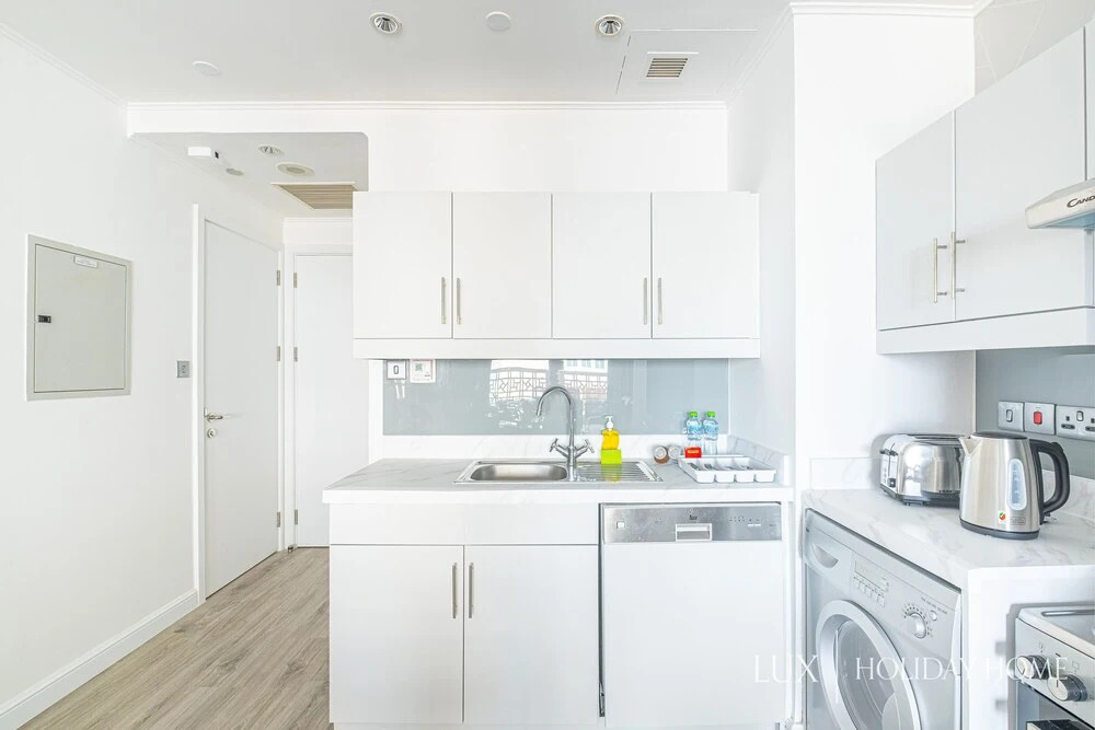 Дубай: LUX Holiday Home - IBN Residence 2