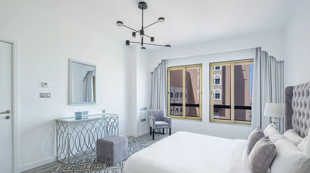 Дубай: LUX Holiday Home - IBN Residence 2
