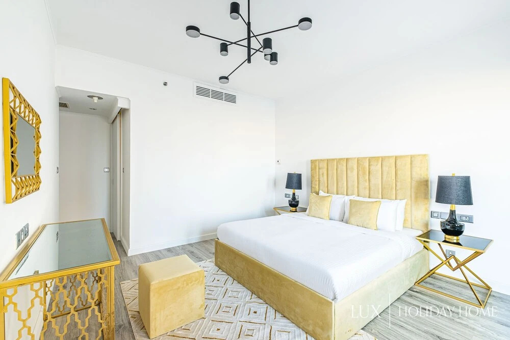 Дубай: LUX Holiday Home - IBN Residence 1