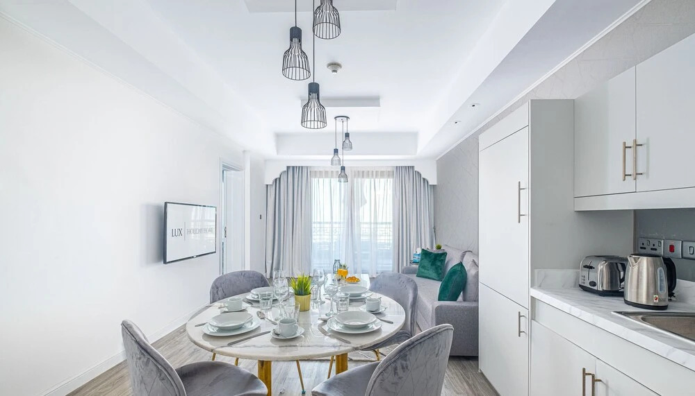 Дубай: LUX Holiday Home - IBN Residence 1
